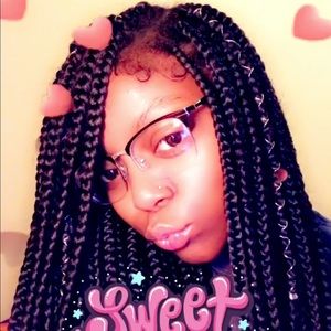 Meet your Posher, Nya